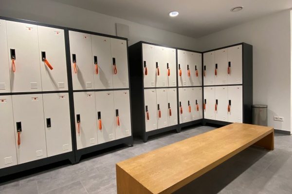 umkleideraum umkleideraum